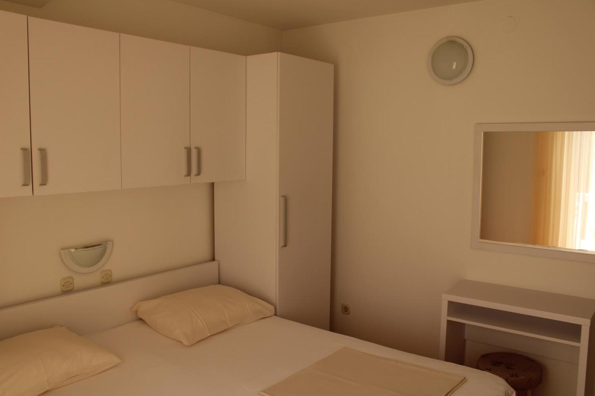 Apartmani Sanjin Tariba Supetarska Draga Exterior foto